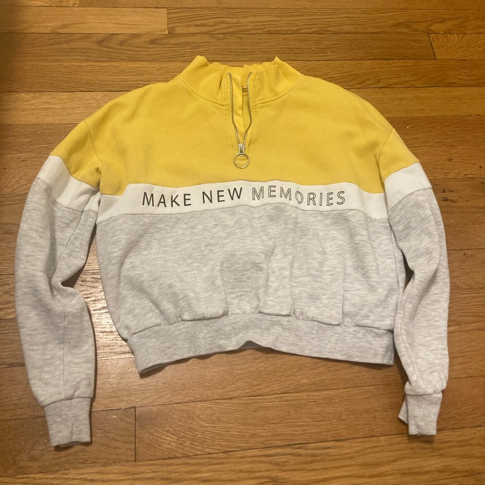 H and M girls sweater